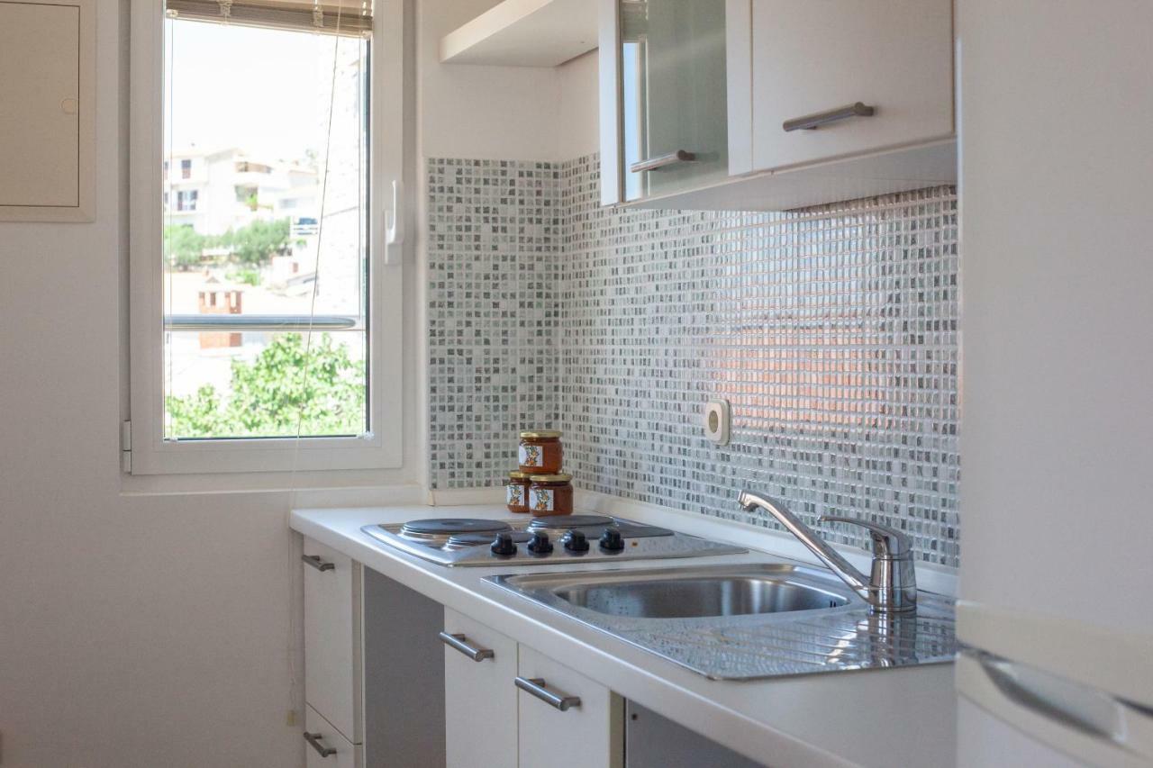 Apartmani "Miso" Podgora Exterior foto