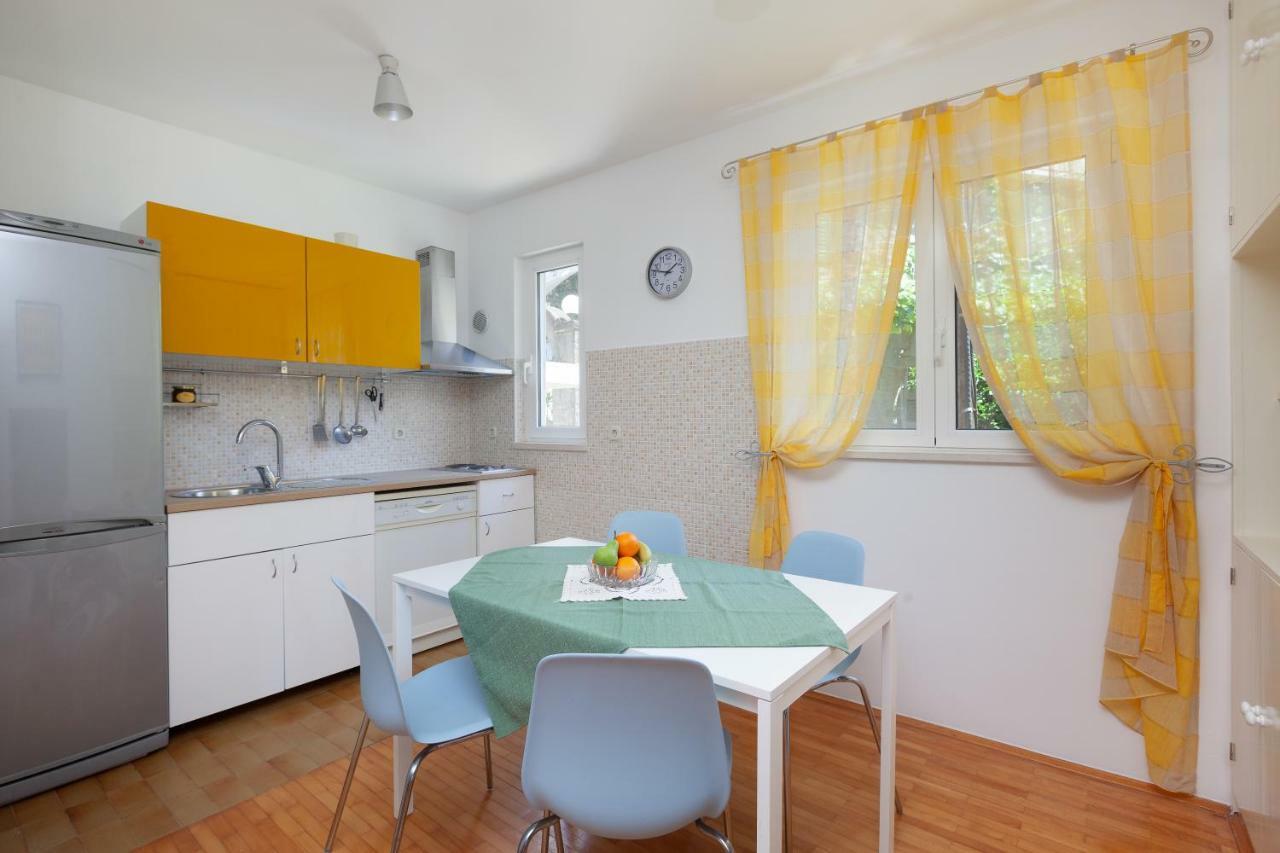 Apartmani "Miso" Podgora Exterior foto